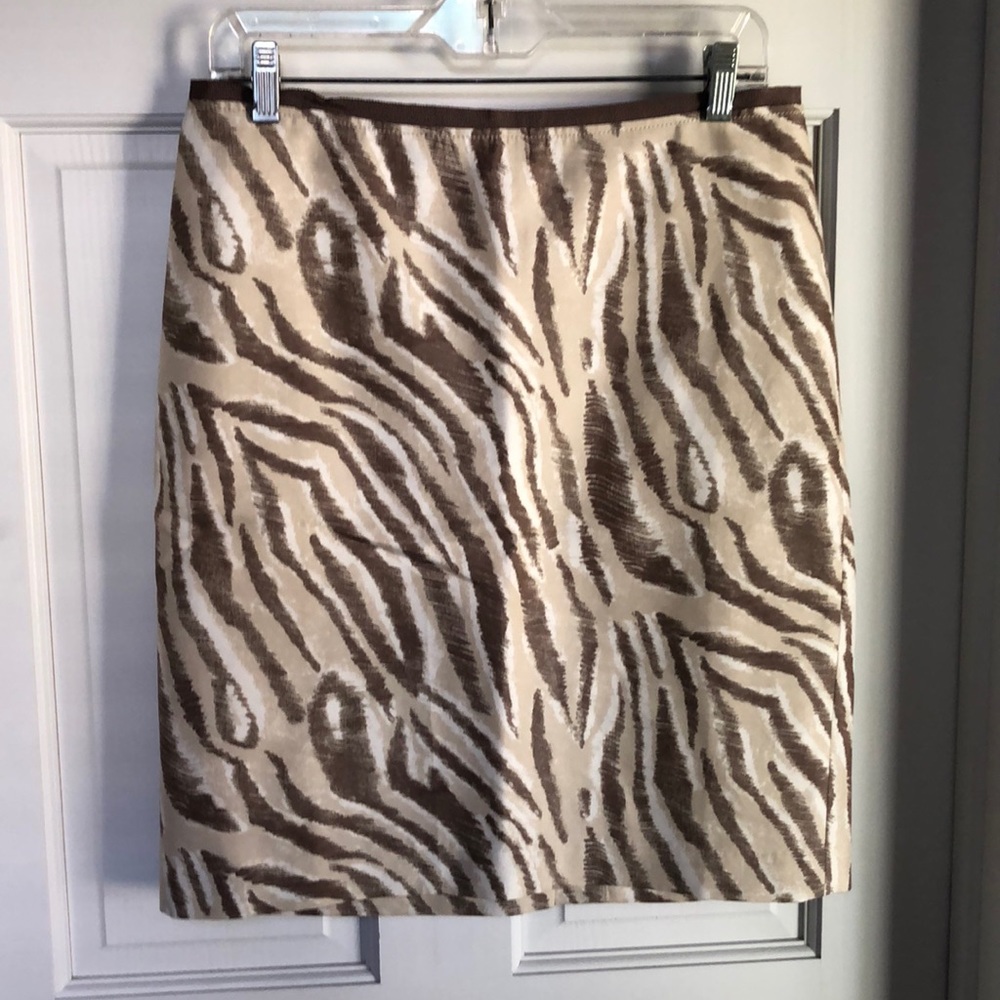 LOFT • Patterned Skirt